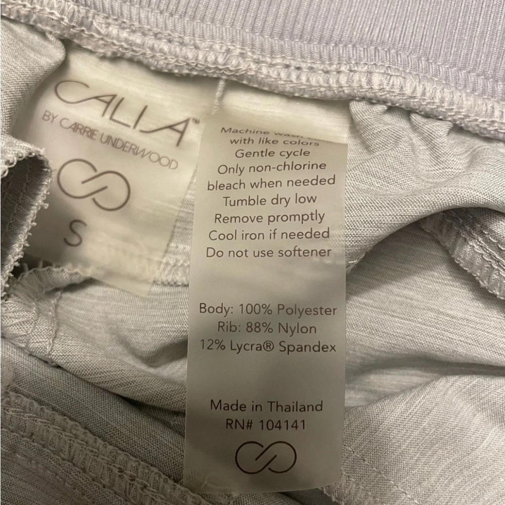 NWOT Calia by Carrie Underwood Anywhere Shorts Light Grey Size S running yoga - Picture 6 of 8